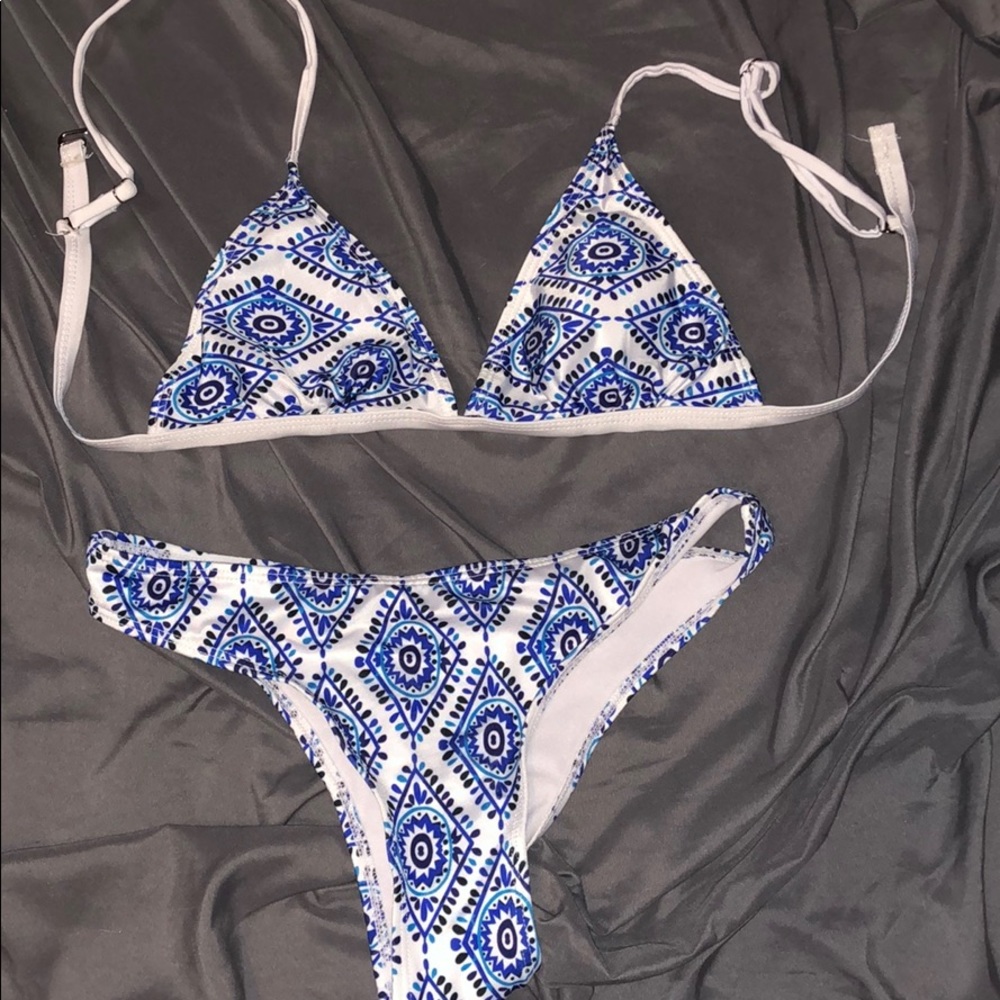 Swim suit